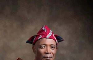 Akintunde Felicitates Oba Rashidi Ladoja on Coronation as 44th Olubadan of Ibadanland and 81st birthday celebration
