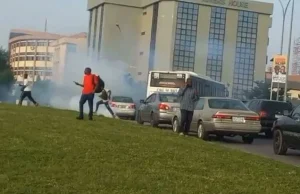 Police Disperse Sowore, Pro-Nnamdi Kanu Protesters with Tear Gas in Abuja