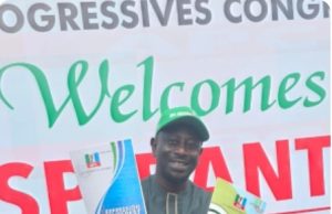 Akinyele/Lagelu Reps Hopeful, Ajao ‘Danladi’ Picks Nomination Form